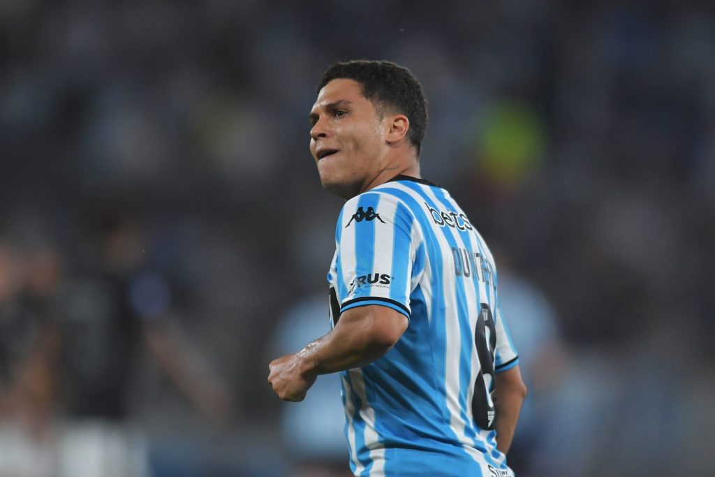 Corinthians sofreu nas mãos de Quintero - Foto: Marcelo Endelli/Getty Images.