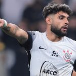 Corinthians e Grêmio se enfrentam neste domingo (8) - Foto: Ettore Chiereguini/AGIF.