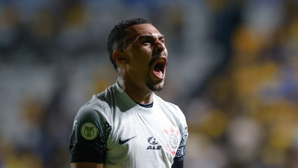 Foto: Leonardo Hubbe/AGIF - Matheuzinho fez +1 gol pelo Corinthians.