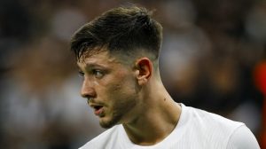 Foto: Marco Miatelo/AGIF - Garro ficou chateado no Corinthians.