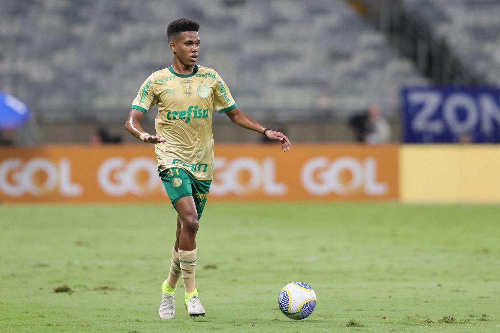 Gol de Estêvão garantiu classificação ao Alvinegro - Timão chegou aos 53 pontos após vencer o Bahia - Foto: Joisel Amaral/AGIF.