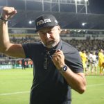 Foto: Leonardo Hubbe/AGIF - Augusto Melo pediu ajuda dos torcedores.