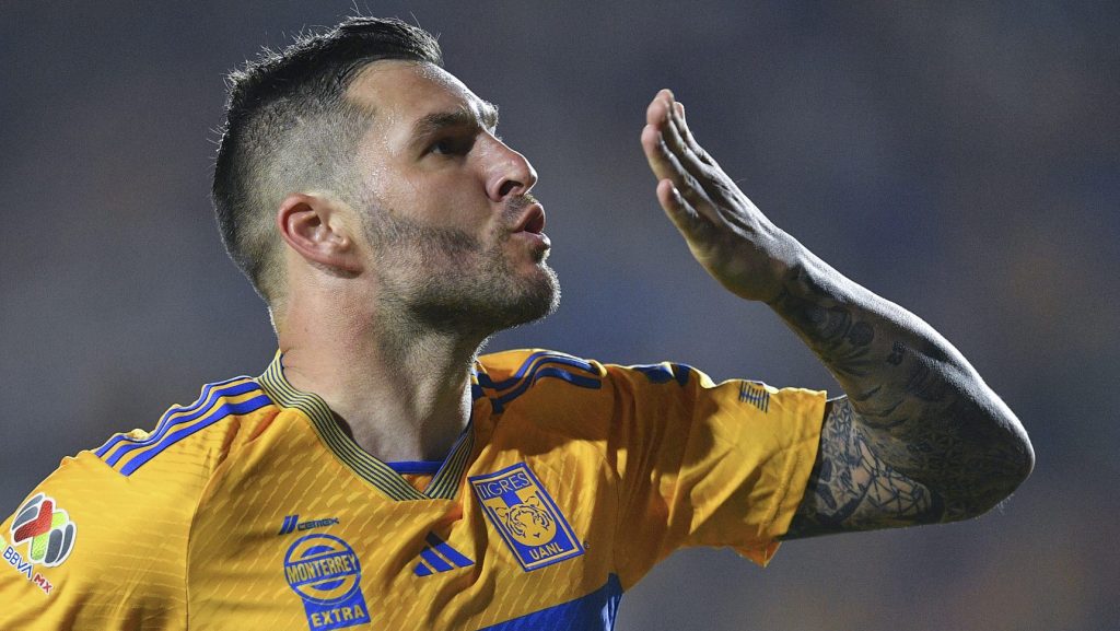Parça de Gignac pode fechar com o Corinthians - Foto: Azael Rodriguez/Getty Images.