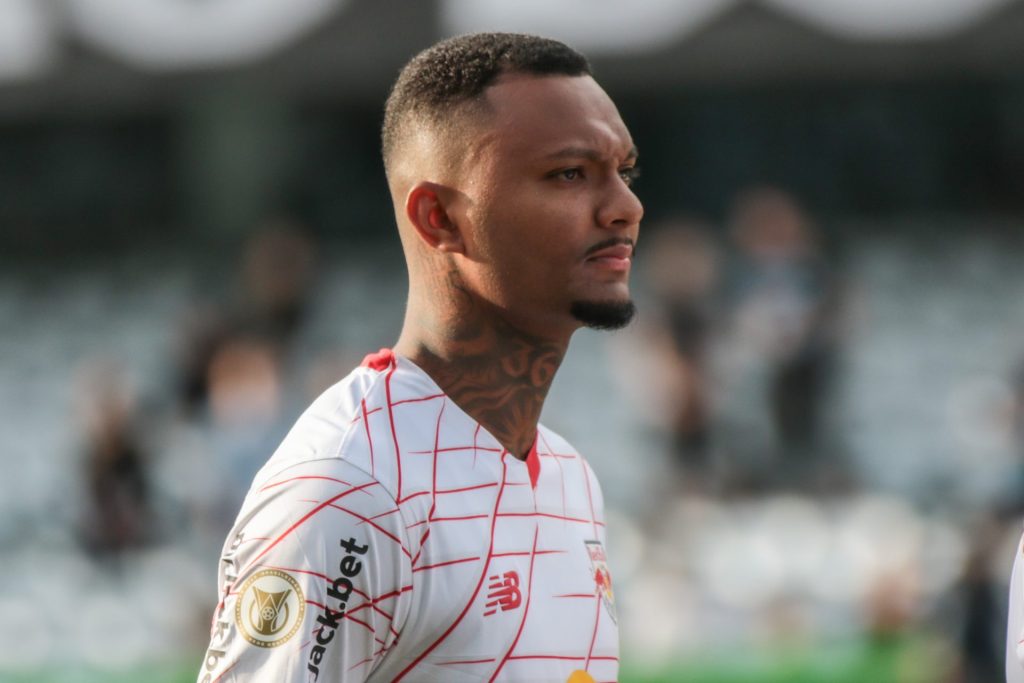 Luan Cândido não deve reforçar o Timão - Foto: Robson Mafra/AGIF