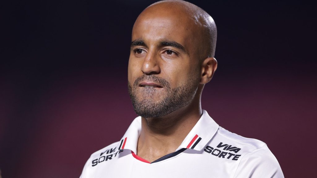 Corinthians levou 2 gols de Lucas Moura - Foto: Ettore Chiereguini/AGIF.