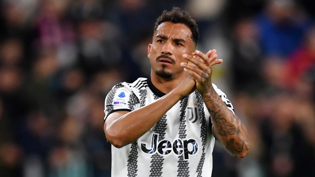 Danilo foi especulado no Corinthians - Foto: Valerio Pennicino/Getty Images.