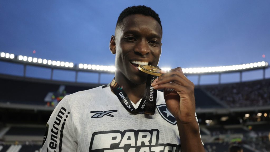 Ida de LH para a Rússia gera influência no Corinthians - Foto: Buda Mendes/Getty Images.