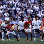 Foto: Leonardo Lima/AGIF - Corinthians encara a Lusa em reencontro com o Pacaembu