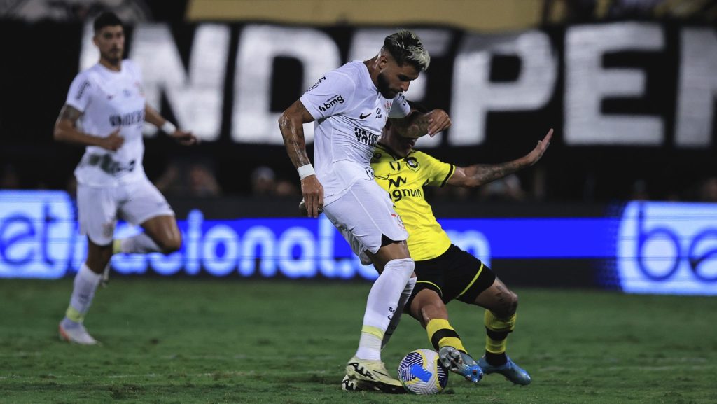 Foto: Ettore Chiereguini/AGIF - Corinthians precisa de pelo menos um empate para se classificar de forma antecipada.