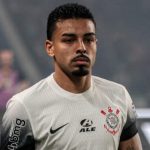 Bidu tem o futuro incerto no Corinthians - Foto: Robson Mafra/AGIF.