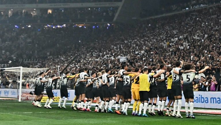 Elenco do Corinthians contará com o apoio da Fiel - Foto: Alan Morici/AGIF
