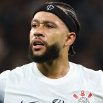 Depay foi criticado - Foto: Joisel Amaral/AGIF.