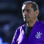 Foto: Marcello Zambrana/AGIF - Ramón Díaz trabalha com o elenco de olho na decisão.