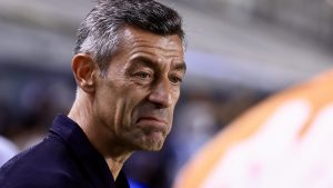 Caixinha deu a sua opinião após Corinthians vencer o Santos - Foto: Marcello Zambrana/AGIF.