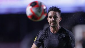 Foto: Ettore Chiereguini/AGIF - Igor Coronado segue fora.