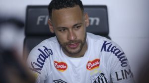 Neymar pode levar jogador do Corinthians para o Santos - Foto: Reinaldo Campos/AGIF.