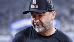 Augusto renovou a parceria no Corinthians - Foto: Marcello Zambrana/AGIF.