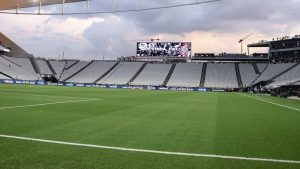 Foto: Marcello Zambrana/AGIF - Gramado do Corinthians virou assunto.