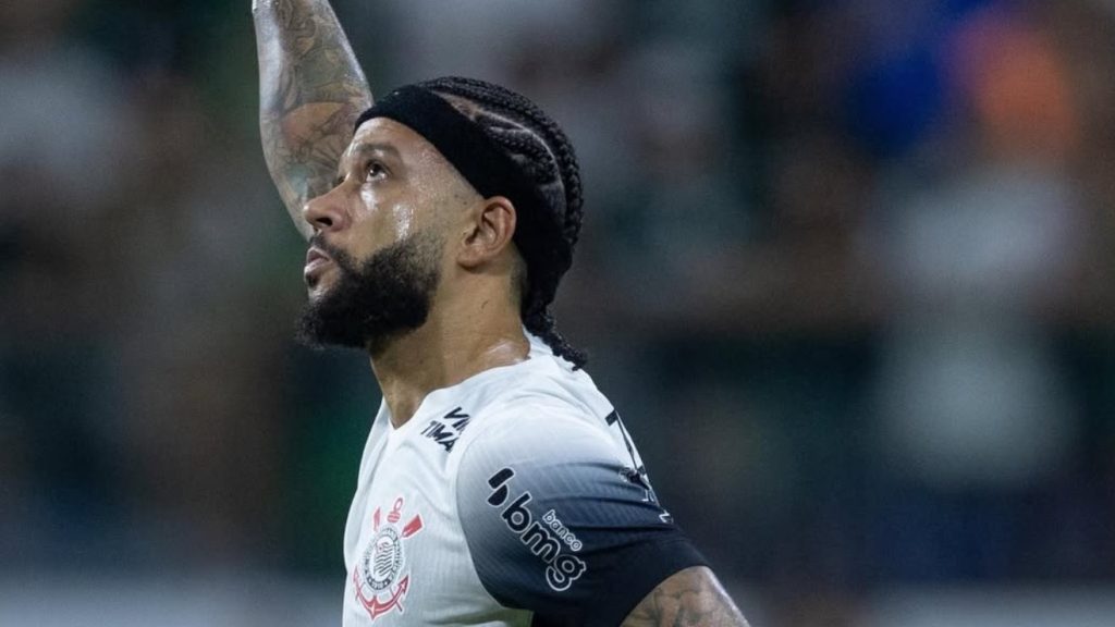 Foto: Rodrigo Coca/SCCP - Depay terá novo número no Corinthians.