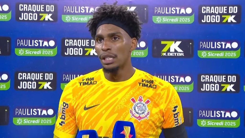 Foto: Reprodução/TNT Sports - Hugo Souza parabenizou os companheiros no Corinthians.