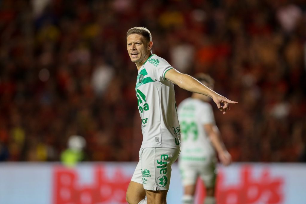 Marlone estava na Chapecoense - Foto: Marlon Costa/AGIF.