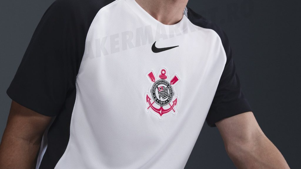 Imagens da nova camisa do Corinthians - Foto: Footy Headlines