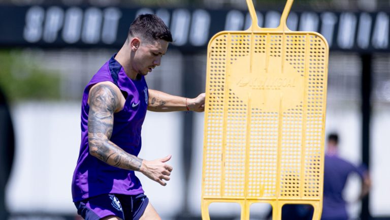 Rodrigo Garro segue no tratamento - Foto: Rodrigo Coca/Agência SCCP.