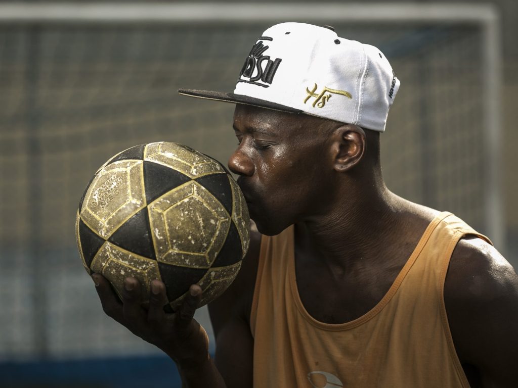 Ex-jogador caiu no mundo das drogas - Imagem: Keiny Andrade/UOL.