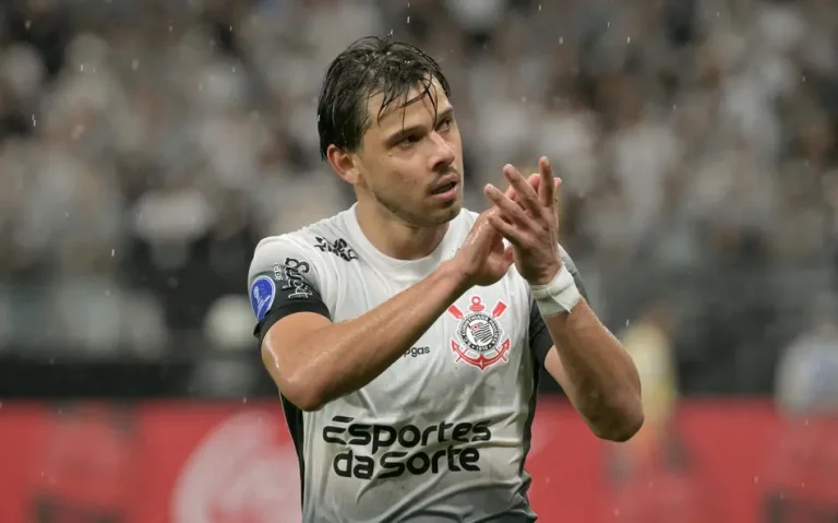 Romero em ação com a camisa do Corinthians. Foto: Reprodução.