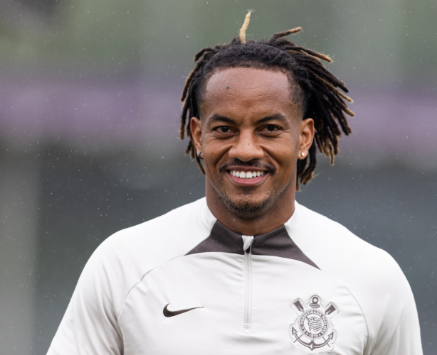 André Carrillo