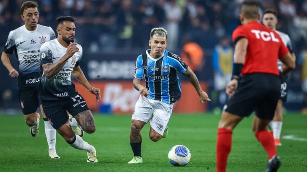 FOTO: LUCAS UEBEL/GRÊMIO