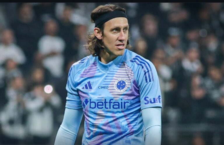 Cassio é o goleiro do Cruzeiro. Foto: Everton Okubo.