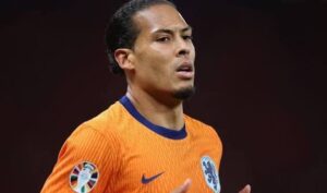 Van Dijk em ação pela Holanda; Foto: Reprodução.