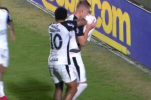 Corinthians vence o Vitória fora de casa. Foto: Reprodução.