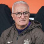 Dorival Jr é p técnico do Corinthians em 2025. Foto: Reprodução.