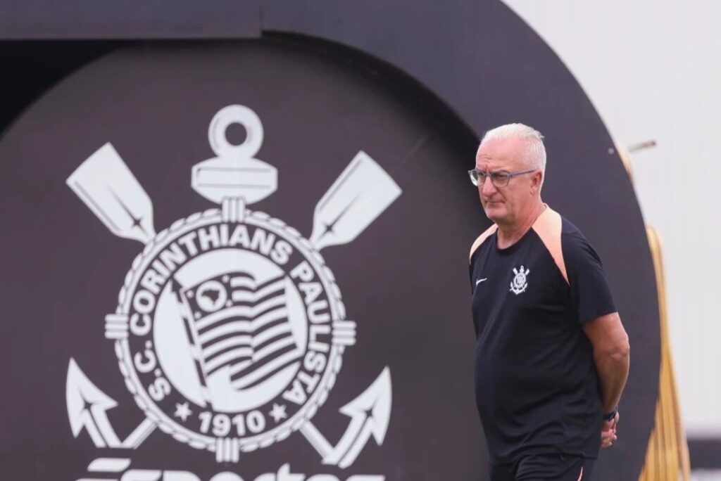 Dorival Jr é quem comanda o Corinthians. Foto: Rodrigo Coca