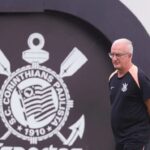 Dorival Jr é quem comanda o Corinthians. Foto: Rodrigo Coca