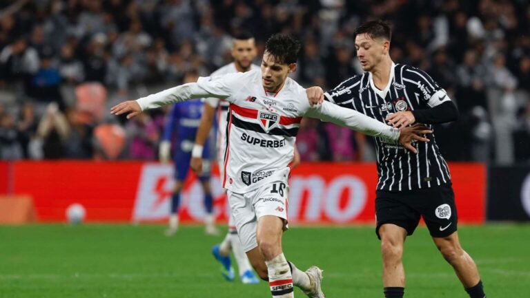 Corinthians derrotou o São Paulo na Néo Química Arena. Foto: Rubens Chiri/ SPFC