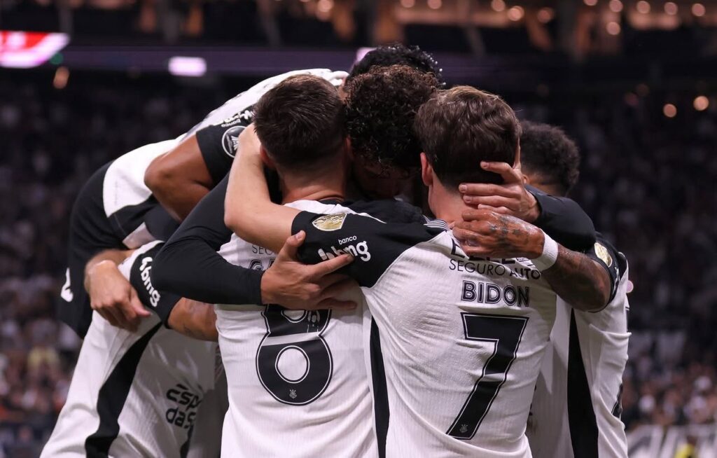 Corinthians vence o Penãrol por 2x0. Foto: Rodrigo Coca.